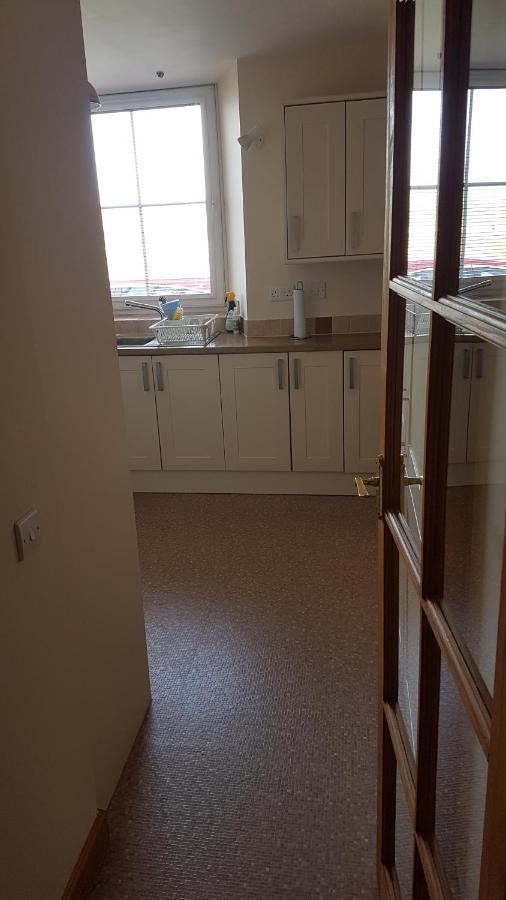 Modern 1 Bed Apartment Close To Campbeltown Exterior foto